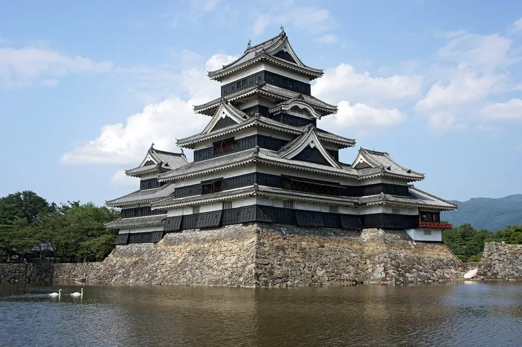 Le château de Matsumoto, dit château du Corbeau